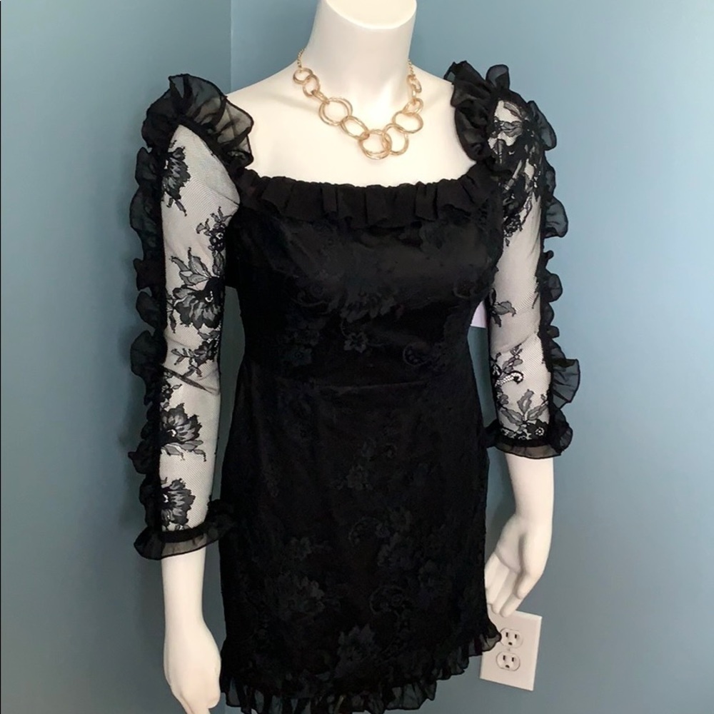 Lovers + Friends Black Lace Long Sleeve Dress XS